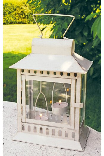 Garden lantern