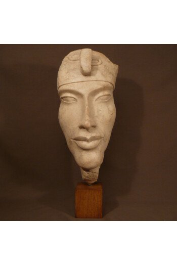 Akhenaton