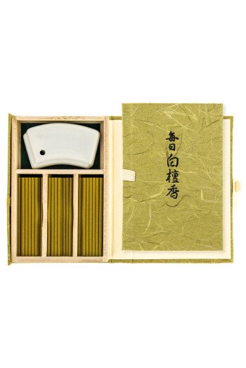 Coffret d' encens Mainichi Byakudan